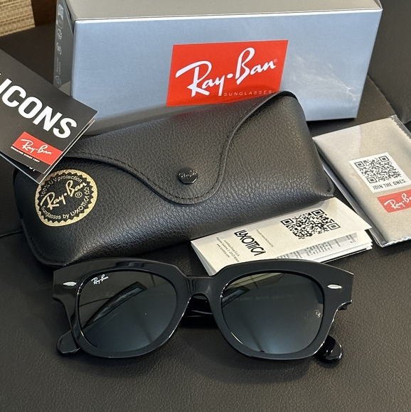 LIKE NEW RayBan State Street RB2186 Black Ray ban sunglasses - Picture 11 of 16